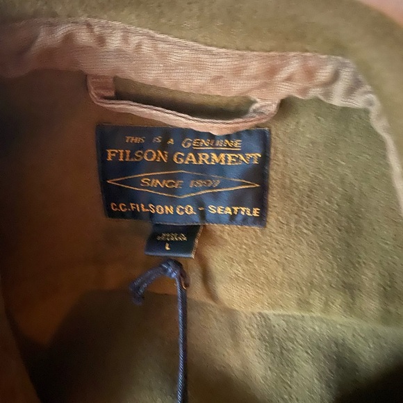 Filson Men's Tan Jacket - Picture 8 of 9